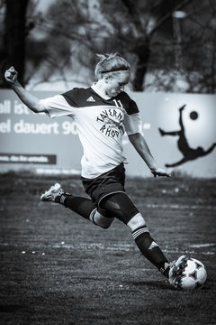 Bild 3710 - Frauen SV Frisia 03 Risum Lindholm - Heider SV : Ergebnis: 8:0